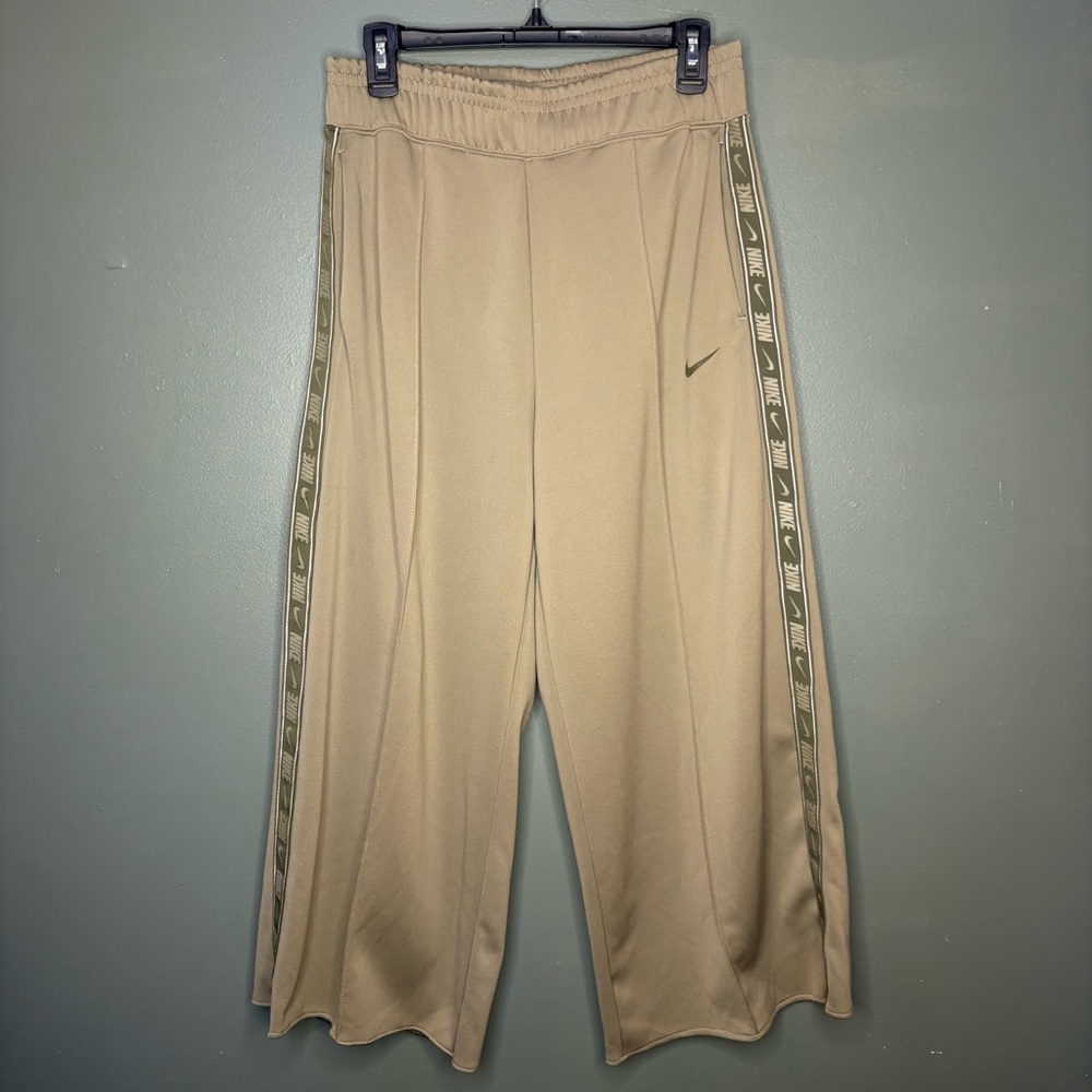 Nike Taping Pack High Rise Cropped Pants in Khaki - Picture 2 of 8